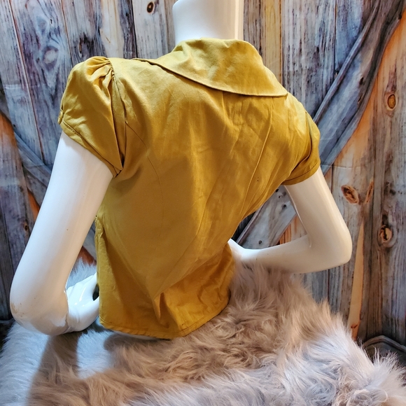 Women's mustard yellow button down blouse - Picture 2 of 3